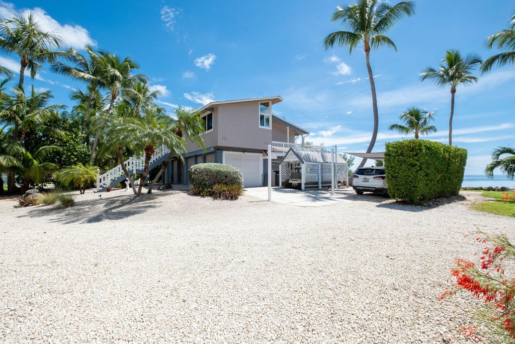 Upper Matecumbe Key Islamorada, Florida, 33036, United States, 3 Bedrooms Bedrooms, ,3 BathroomsBathrooms,Residential,Forsale,2004336