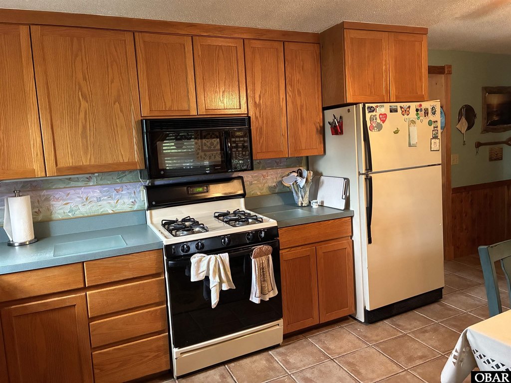 Buxton, North Carolina, 27920, United States, 3 Bedrooms Bedrooms, ,2 BathroomsBathrooms,Residential,Forsale,1964361