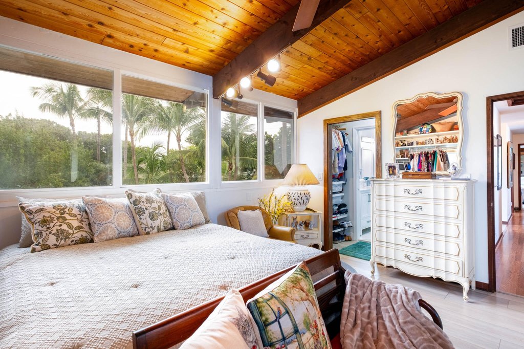 Upper Matecumbe Key Islamorada, Florida, 33036, United States, 3 Bedrooms Bedrooms, ,3 BathroomsBathrooms,Residential,Forsale,2004336