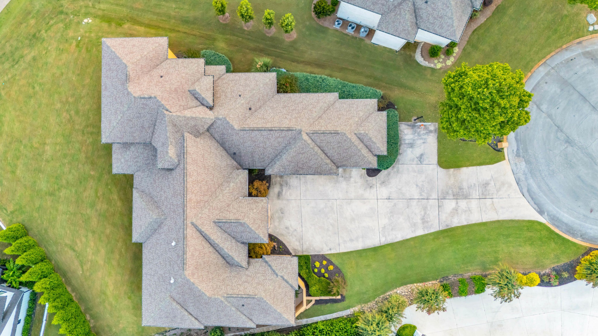 Ringgold, Georgia, 30736, United States, 5 Bedrooms Bedrooms, ,5.5 BathroomsBathrooms,Residential,Forsale,1963497