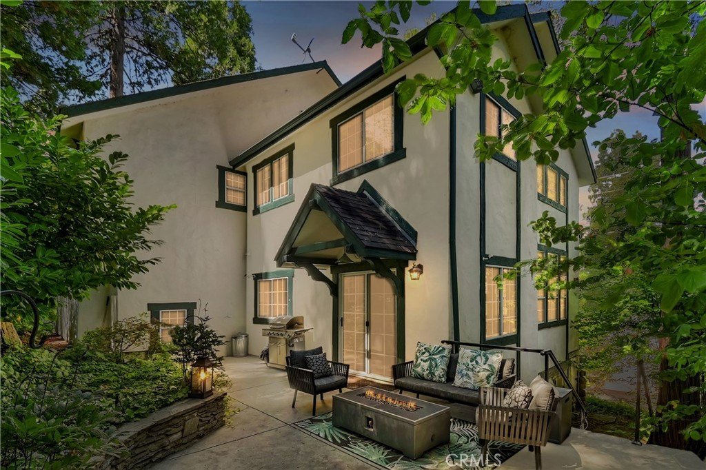 Lake Arrowhead, California, 92352, United States, 3 Bedrooms Bedrooms, ,2.5 BathroomsBathrooms,Residential,Forsale,1953293
