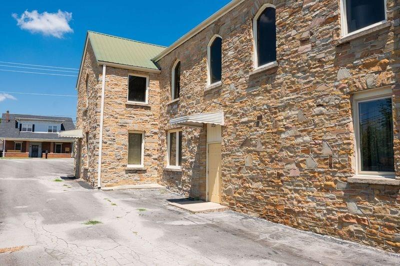 Sparta, Tennessee, 38583, United States, ,Residential,Forsale,1952678