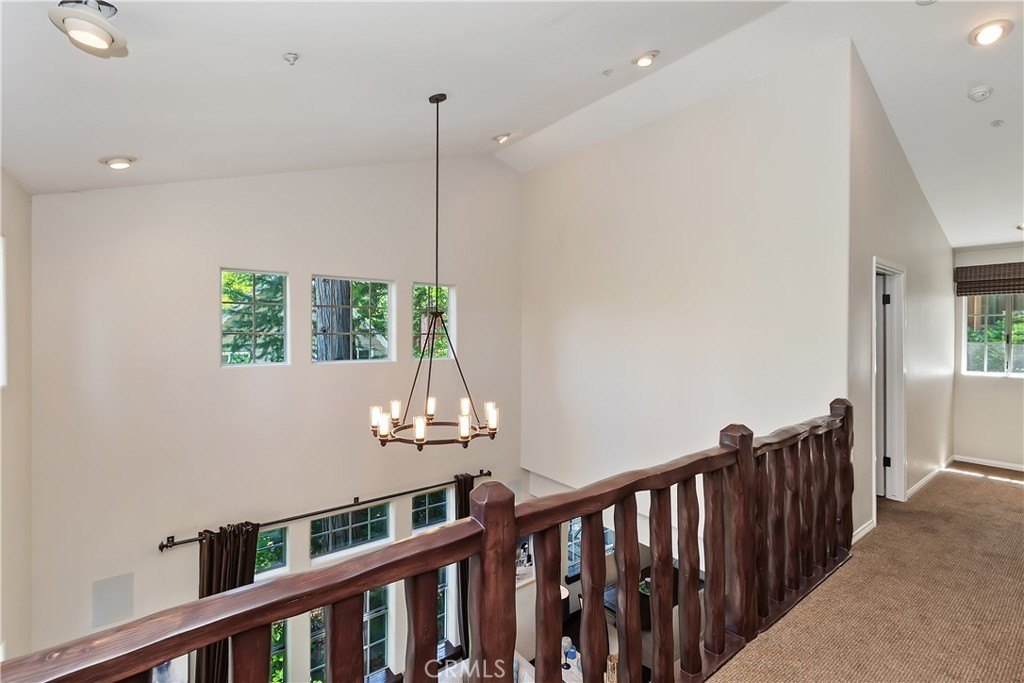 Lake Arrowhead, California, 92352, United States, 3 Bedrooms Bedrooms, ,2.5 BathroomsBathrooms,Residential,Forsale,1953293