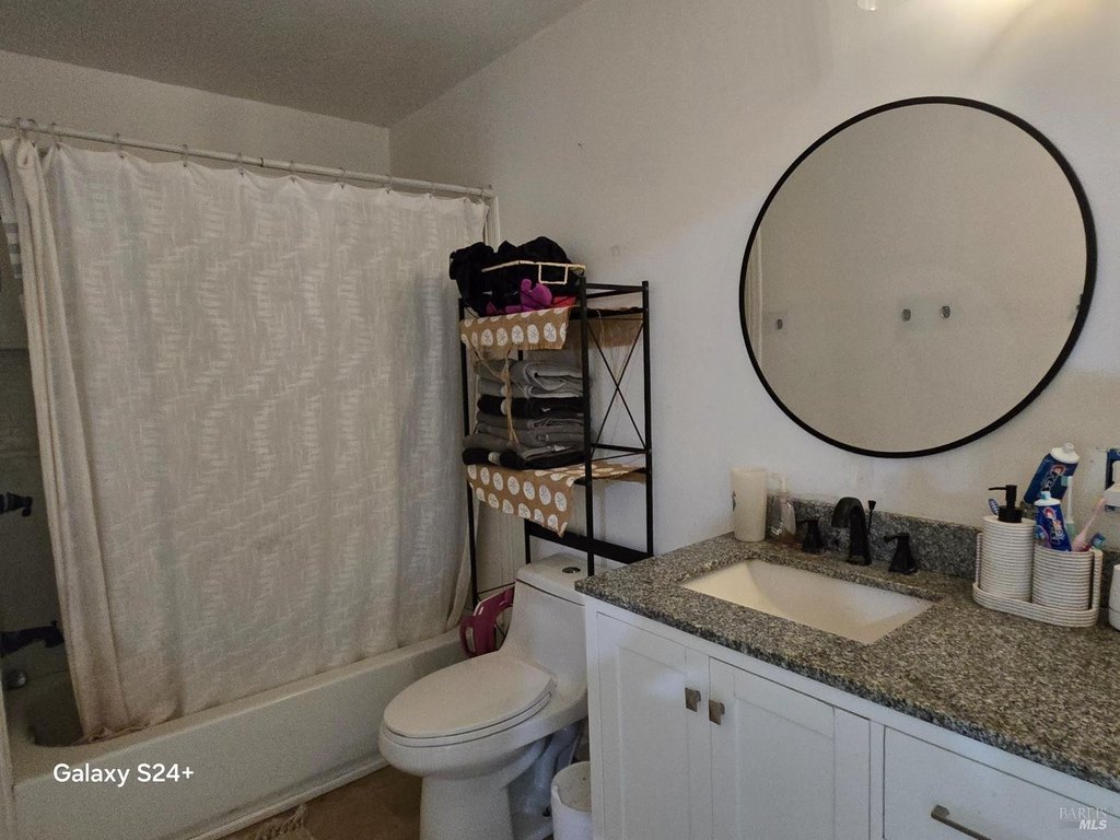 Santa Rosa, California, 95404, United States, 3 Bedrooms Bedrooms, ,2 BathroomsBathrooms,Residential,Forsale,1953118
