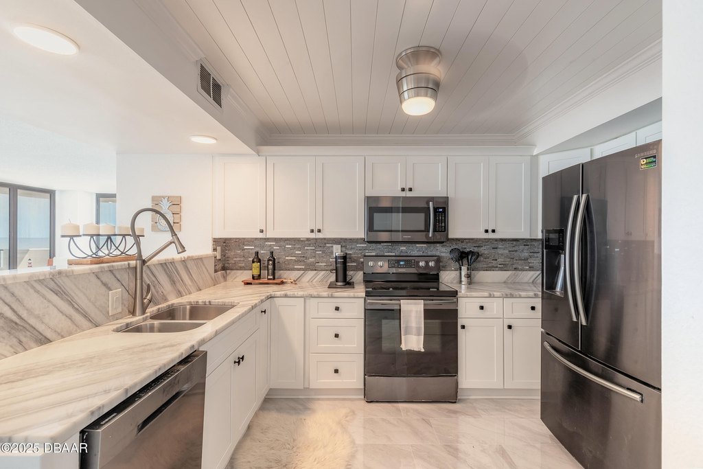 Daytona Beach, Florida, 32118, United States, 3 Bedrooms Bedrooms, ,2 BathroomsBathrooms,Residential,Forsale,1964572