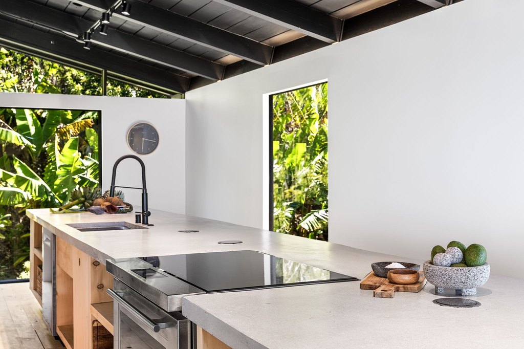 Kamuela, Hawaii, 96743, United States, 4 Bedrooms Bedrooms, ,4.5 BathroomsBathrooms,Residential,Forsale,1989844