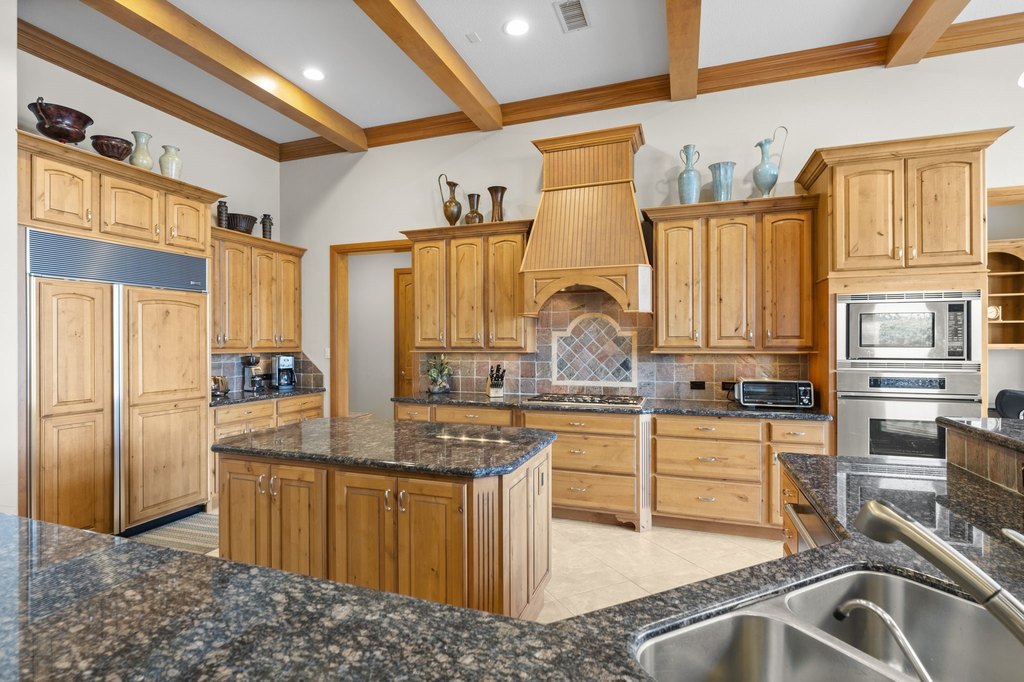 Montgomery, Texas, 77356, United States, 4 Bedrooms Bedrooms, ,4.5 BathroomsBathrooms,Residential,Forsale,1962013