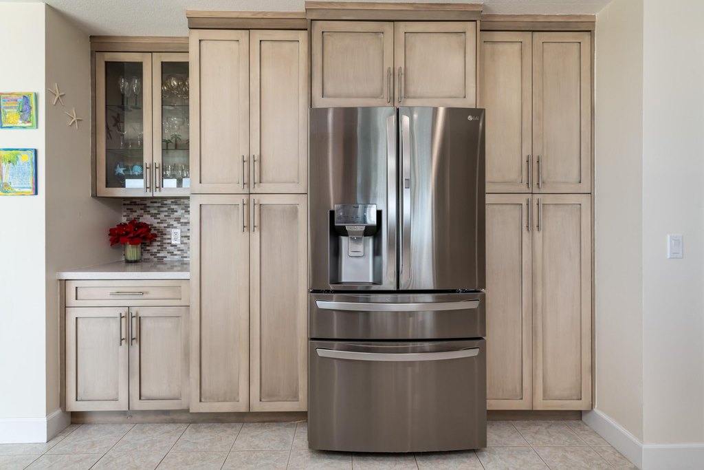 MARATHON, Florida, 33050, United States, 3 Bedrooms Bedrooms, ,3 BathroomsBathrooms,Residential,Forsale,1964548