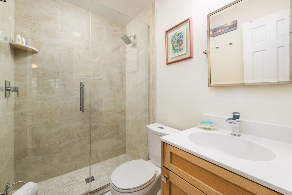 MARATHON, Florida, 33050, United States, 3 Bedrooms Bedrooms, ,3 BathroomsBathrooms,Residential,Forsale,1964548