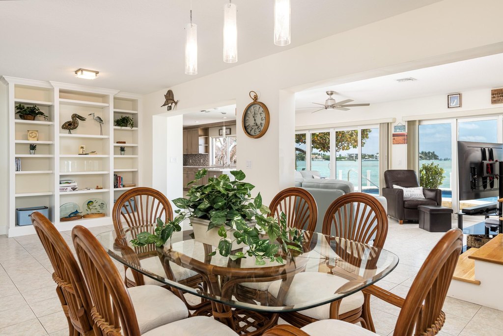 MARATHON, Florida, 33050, United States, 3 Bedrooms Bedrooms, ,3 BathroomsBathrooms,Residential,Forsale,1964548