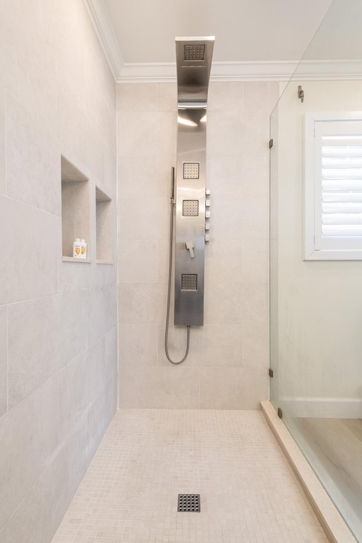 MARATHON, Florida, 33050, United States, 3 Bedrooms Bedrooms, ,3 BathroomsBathrooms,Residential,Forsale,1964548