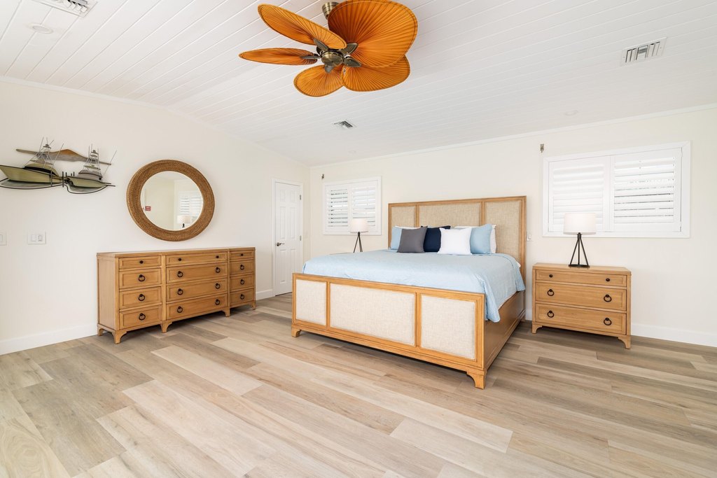 MARATHON, Florida, 33050, United States, 3 Bedrooms Bedrooms, ,3 BathroomsBathrooms,Residential,Forsale,1964548