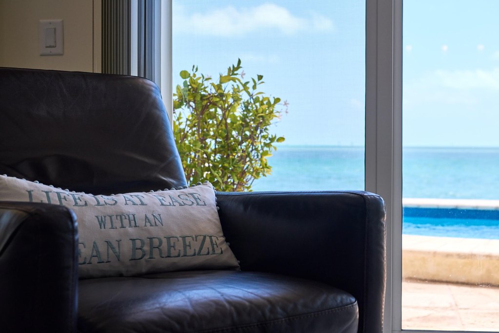 MARATHON, Florida, 33050, United States, 3 Bedrooms Bedrooms, ,3 BathroomsBathrooms,Residential,Forsale,1964548