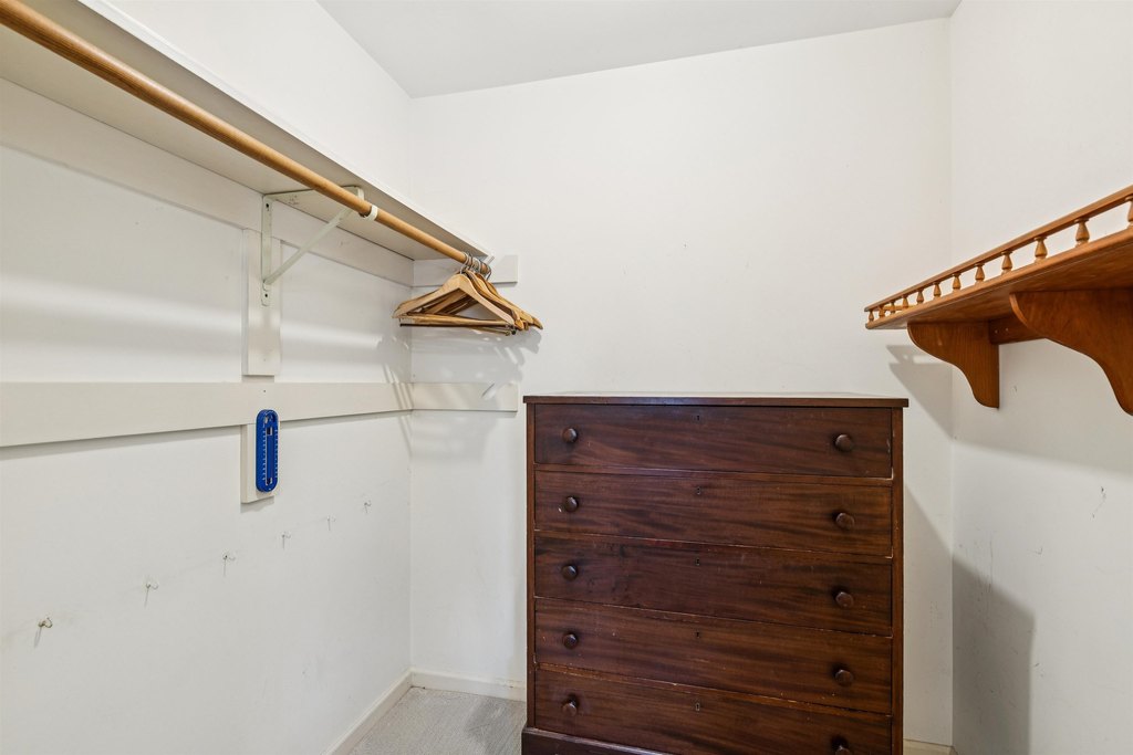 Norwich, Vermont, 05055, United States, 4 Bedrooms Bedrooms, ,2.5 BathroomsBathrooms,Residential,Forsale,2004851