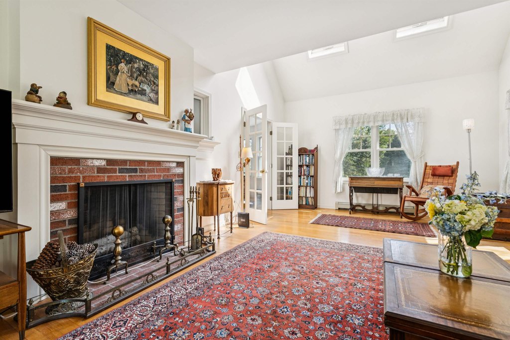 Norwich, Vermont, 05055, United States, 4 Bedrooms Bedrooms, ,2.5 BathroomsBathrooms,Residential,Forsale,2004851