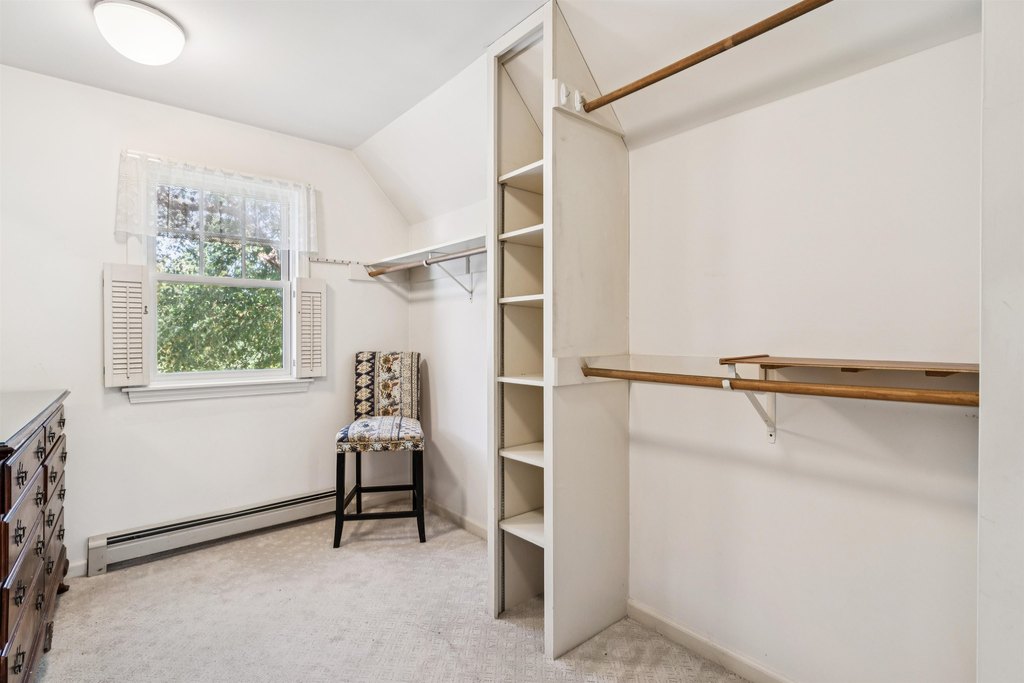 Norwich, Vermont, 05055, United States, 4 Bedrooms Bedrooms, ,2.5 BathroomsBathrooms,Residential,Forsale,2004851