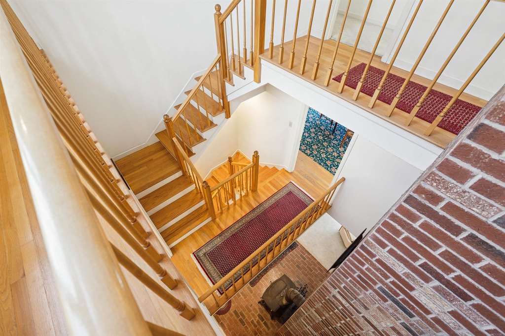 Norwich, Vermont, 05055, United States, 4 Bedrooms Bedrooms, ,2.5 BathroomsBathrooms,Residential,Forsale,2004851