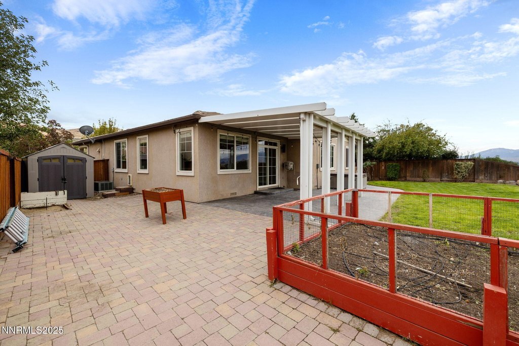 Sparks, Nevada, 89434, United States, 3 Bedrooms Bedrooms, ,2 BathroomsBathrooms,Residential,Forsale,1954162