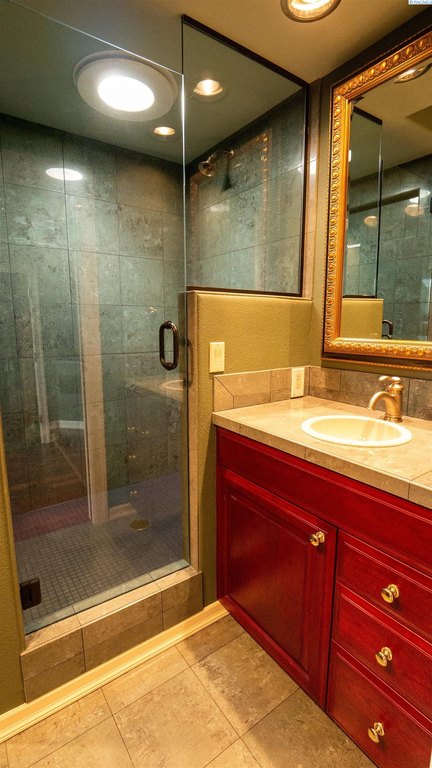 Richland, Washington, 99352, United States, 2 Bedrooms Bedrooms, ,3 BathroomsBathrooms,Residential,Forsale,1922429