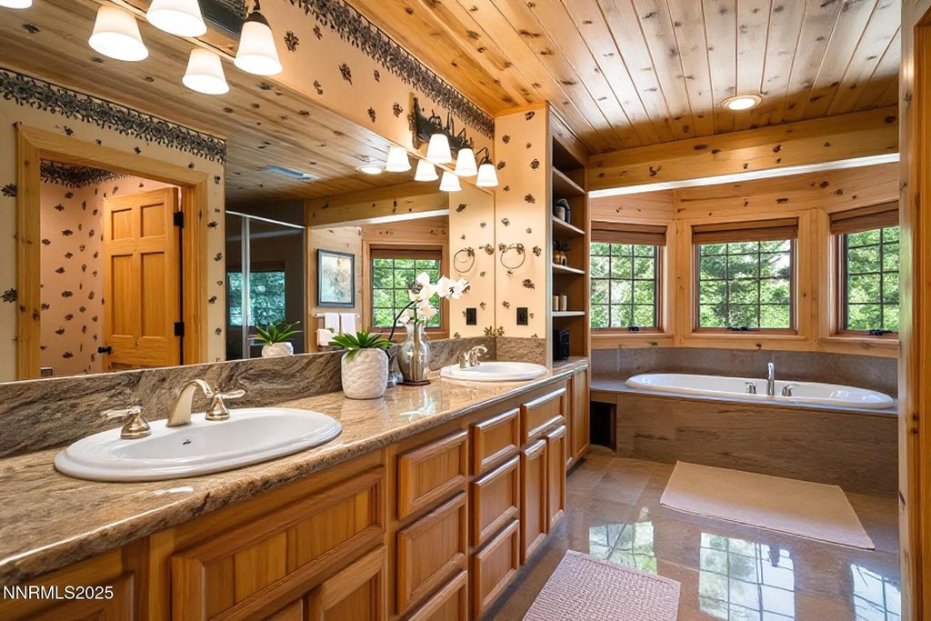 Gardnerville, Nevada, 89460, United States, 4 Bedrooms Bedrooms, ,5.5 BathroomsBathrooms,Residential,Forsale,1967394