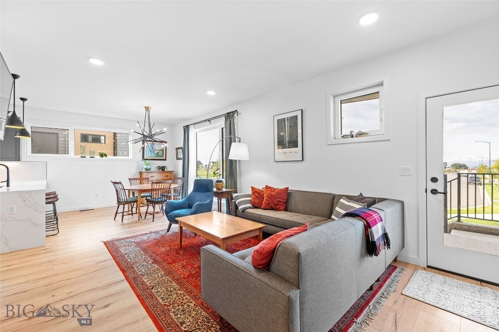 Bozeman, Montana, 59718, United States, 3 Bedrooms Bedrooms, ,2.5 BathroomsBathrooms,Residential,Forsale,1986982