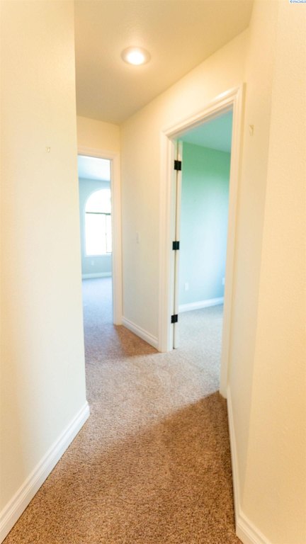 Kennewick, Washington, 99337, United States, 3 Bedrooms Bedrooms, ,2 BathroomsBathrooms,Residential,Forsale,1964557