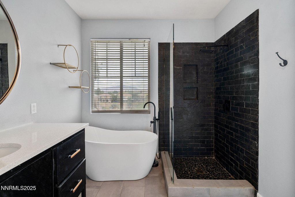 Sparks, Nevada, 89434, United States, 3 Bedrooms Bedrooms, ,2 BathroomsBathrooms,Residential,Forsale,1954162