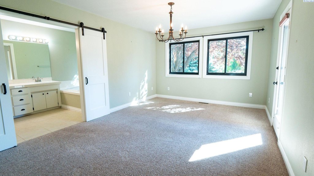 Kennewick, Washington, 99337, United States, 3 Bedrooms Bedrooms, ,2 BathroomsBathrooms,Residential,Forsale,1964557