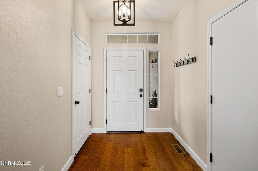 Sparks, Nevada, 89434, United States, 3 Bedrooms Bedrooms, ,2 BathroomsBathrooms,Residential,Forsale,1954162