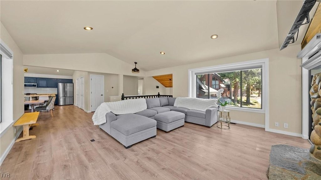 Incline Village, Nevada, 89451, United States, 3 Bedrooms Bedrooms, ,2.5 BathroomsBathrooms,Residential,Forsale,1973562