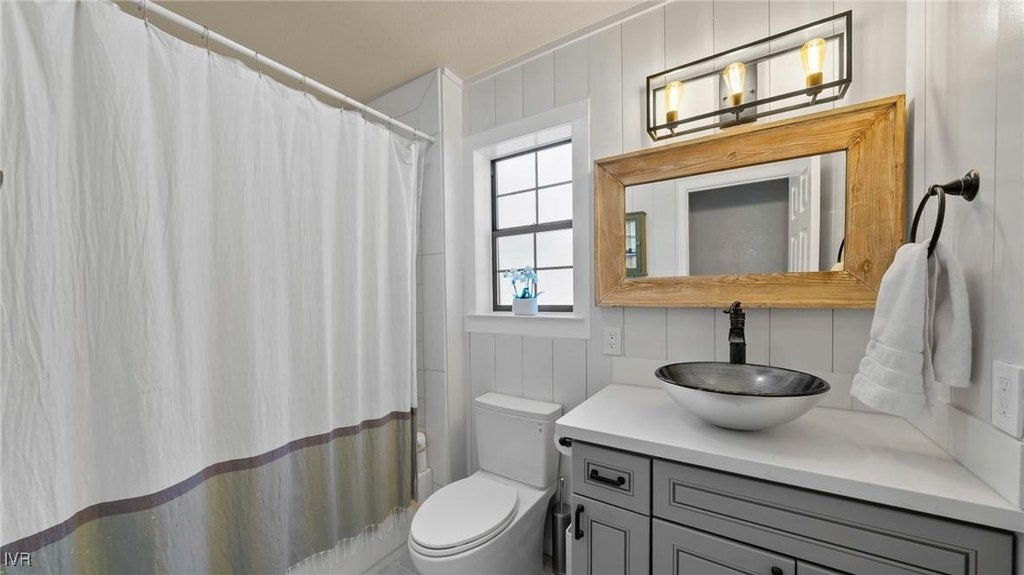 Incline Village, Nevada, 89451, United States, 3 Bedrooms Bedrooms, ,2.5 BathroomsBathrooms,Residential,Forsale,1973562