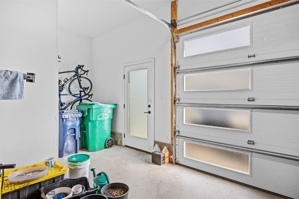 Bozeman, Montana, 59718, United States, 3 Bedrooms Bedrooms, ,2.5 BathroomsBathrooms,Residential,Forsale,1986982