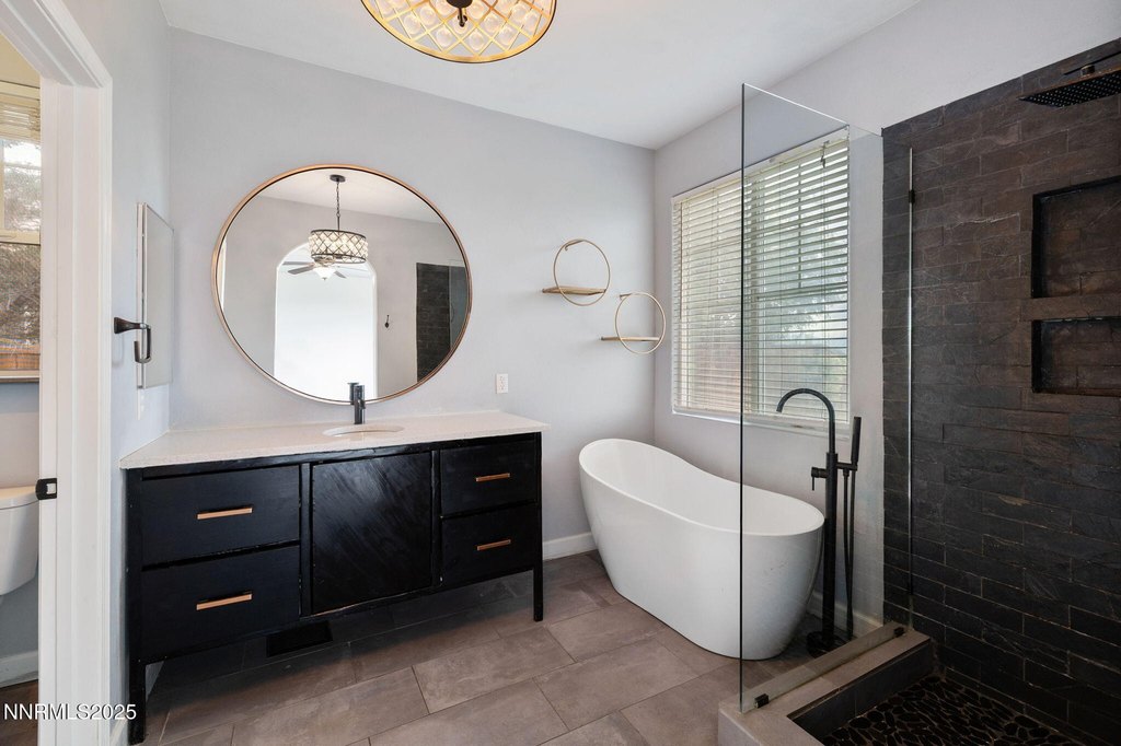 Sparks, Nevada, 89434, United States, 3 Bedrooms Bedrooms, ,2 BathroomsBathrooms,Residential,Forsale,1954162