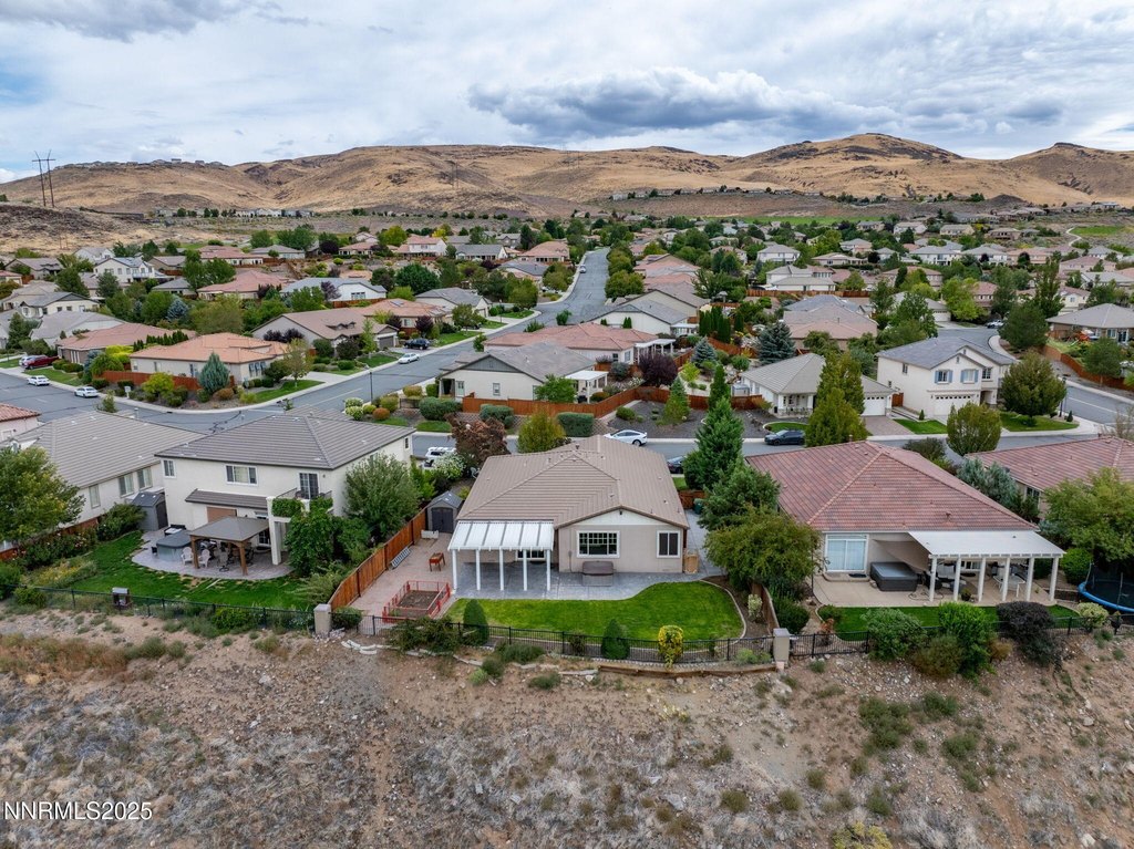 Sparks, Nevada, 89434, United States, 3 Bedrooms Bedrooms, ,2 BathroomsBathrooms,Residential,Forsale,1954162