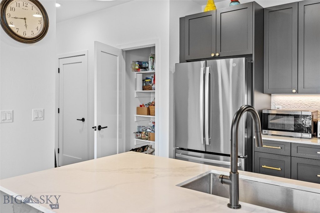 Bozeman, Montana, 59718, United States, 3 Bedrooms Bedrooms, ,2.5 BathroomsBathrooms,Residential,Forsale,1986982