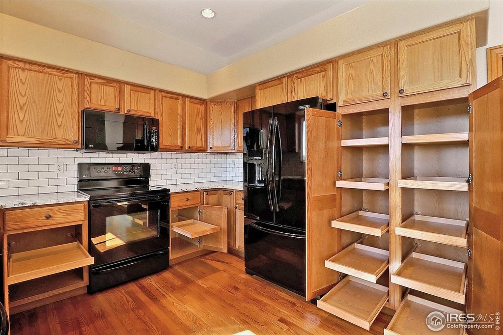 Greeley, Colorado, 80634, United States, 5 Bedrooms Bedrooms, ,3.5 BathroomsBathrooms,Residential,Forsale,2004213