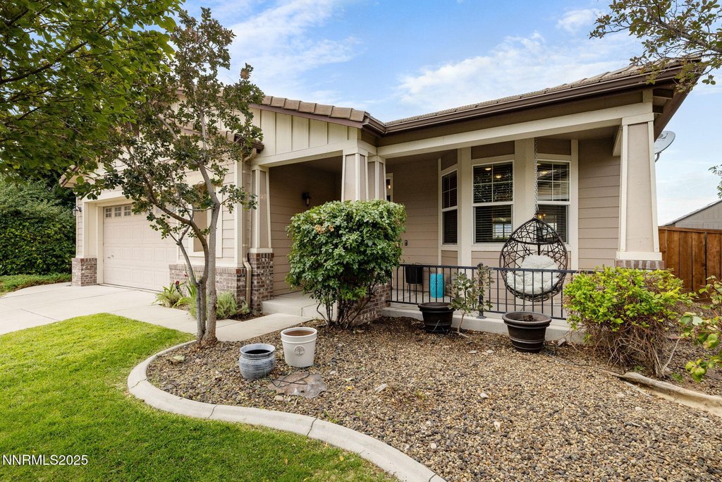 Sparks, Nevada, 89434, United States, 3 Bedrooms Bedrooms, ,2 BathroomsBathrooms,Residential,Forsale,1954162