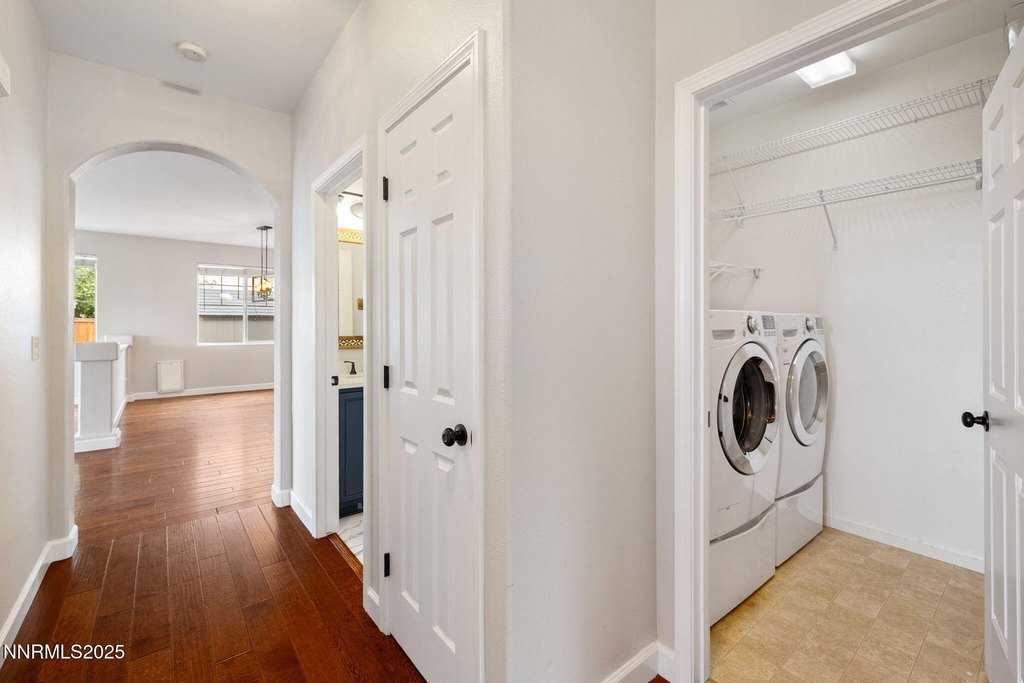 Sparks, Nevada, 89434, United States, 3 Bedrooms Bedrooms, ,2 BathroomsBathrooms,Residential,Forsale,1954162