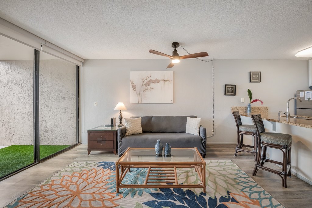 Kailua-Kona, Hawaii, 96740, United States, 1 Bedroom Bedrooms, ,1 BathroomBathrooms,Residential,Forsale,1989830