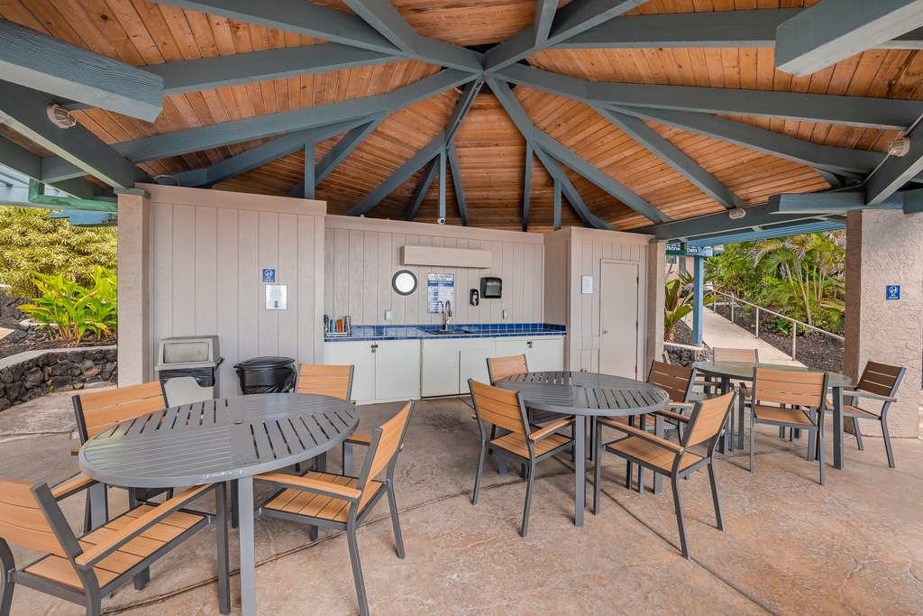 Kailua-Kona, Hawaii, 96740, United States, 1 Bedroom Bedrooms, ,1 BathroomBathrooms,Residential,Forsale,1989830