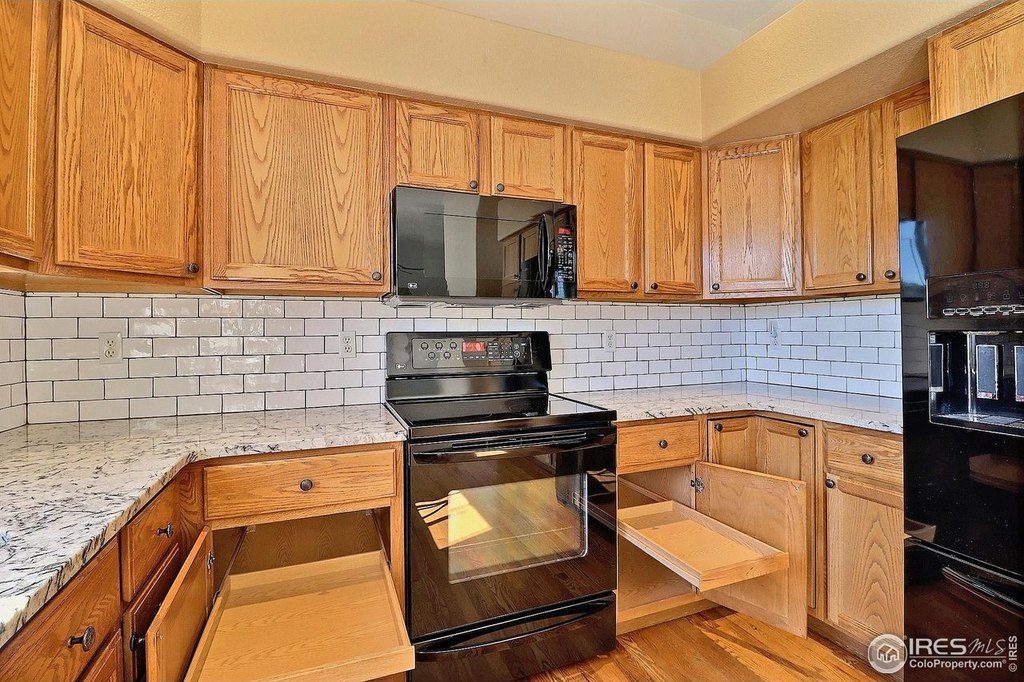 Greeley, Colorado, 80634, United States, 5 Bedrooms Bedrooms, ,3.5 BathroomsBathrooms,Residential,Forsale,2004213