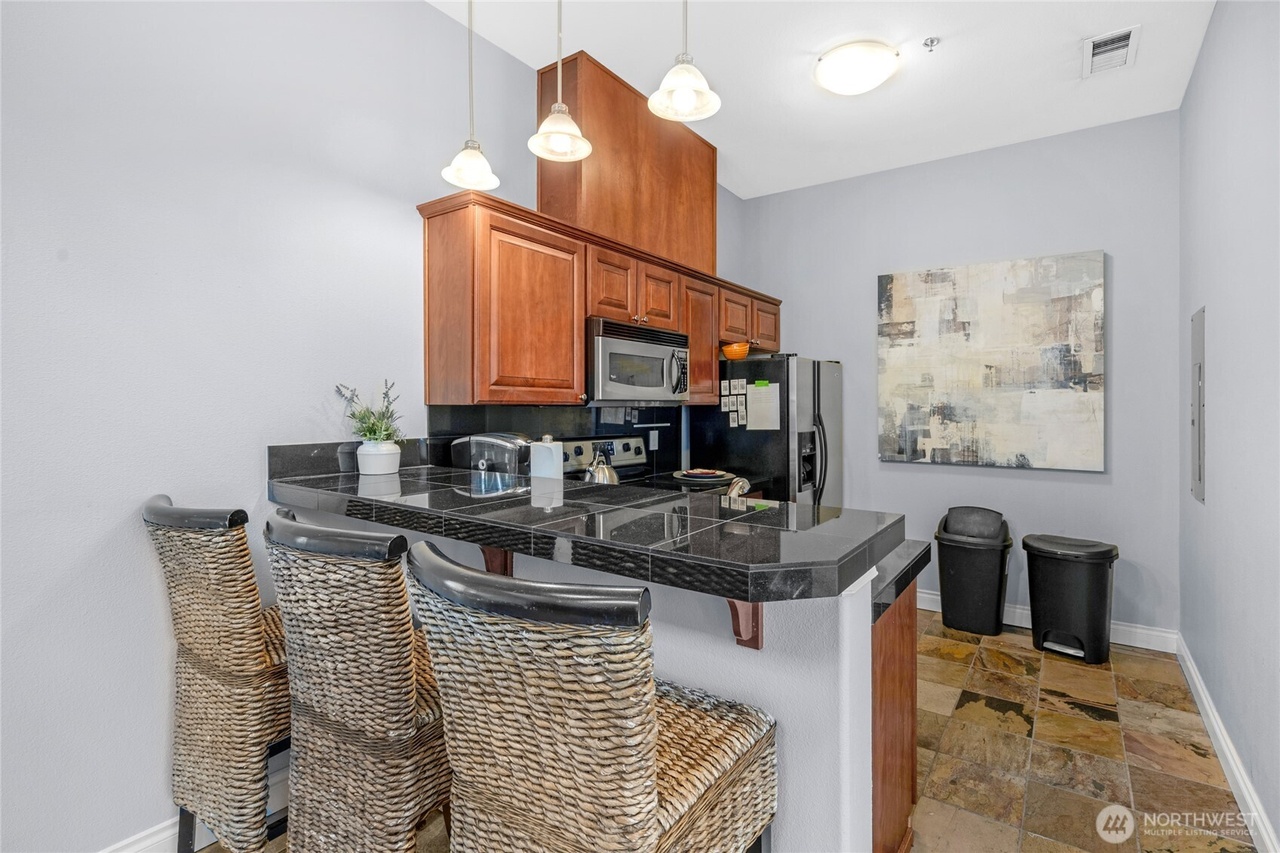 Bothell, Washington, 98012, United States, 2 Bedrooms Bedrooms, ,2 BathroomsBathrooms,Residential,Forsale,1946239