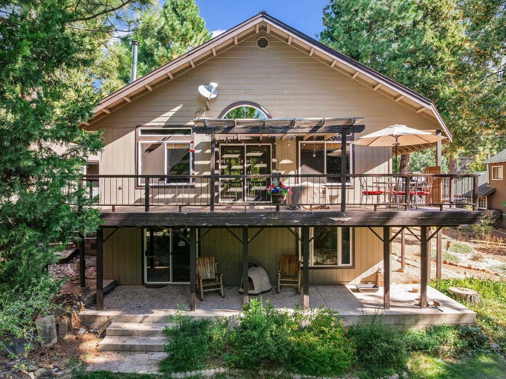 Lake Almanor, California, 96137, United States, 3 Bedrooms Bedrooms, ,2 BathroomsBathrooms,Residential,Forsale,1954170