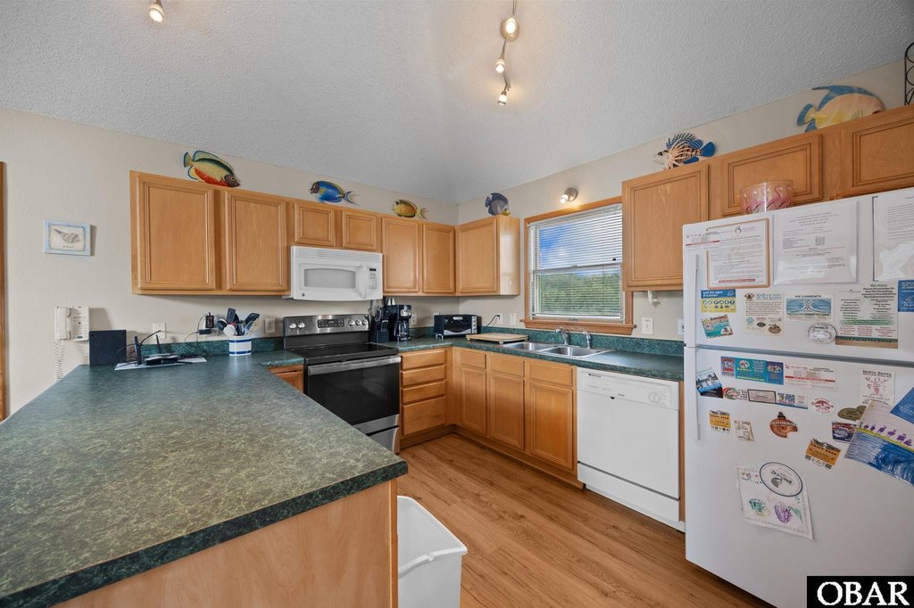 Corolla, North Carolina, 27927, United States, 4 Bedrooms Bedrooms, ,3.5 BathroomsBathrooms,Residential,Forsale,1964349