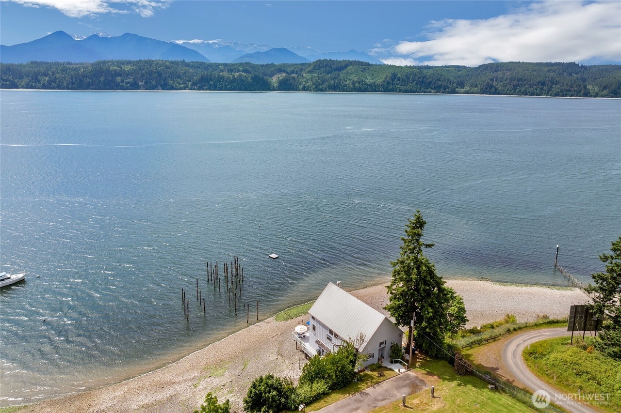 Silverdale, Washington, 98383, United States, 5 Bedrooms Bedrooms, ,3 BathroomsBathrooms,Residential,Forsale,1946238