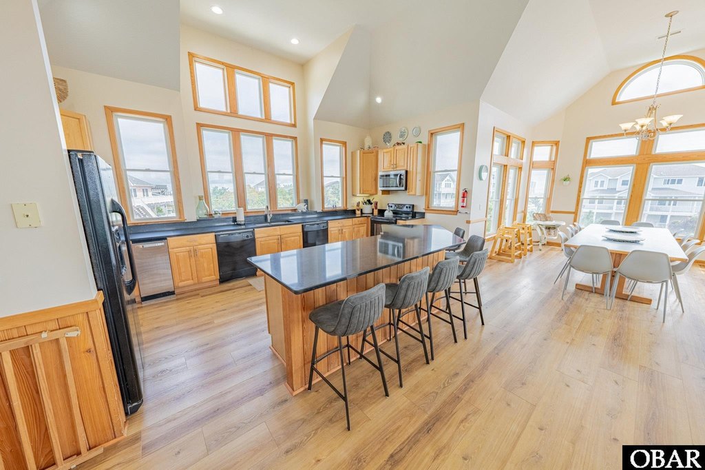 Waves, North Carolina, 27982, United States, 8 Bedrooms Bedrooms, ,7.5 BathroomsBathrooms,Residential,Forsale,2008058