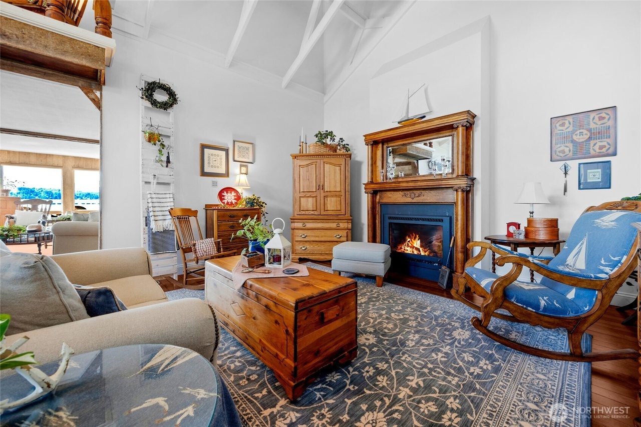 Silverdale, Washington, 98383, United States, 5 Bedrooms Bedrooms, ,3 BathroomsBathrooms,Residential,Forsale,1946238