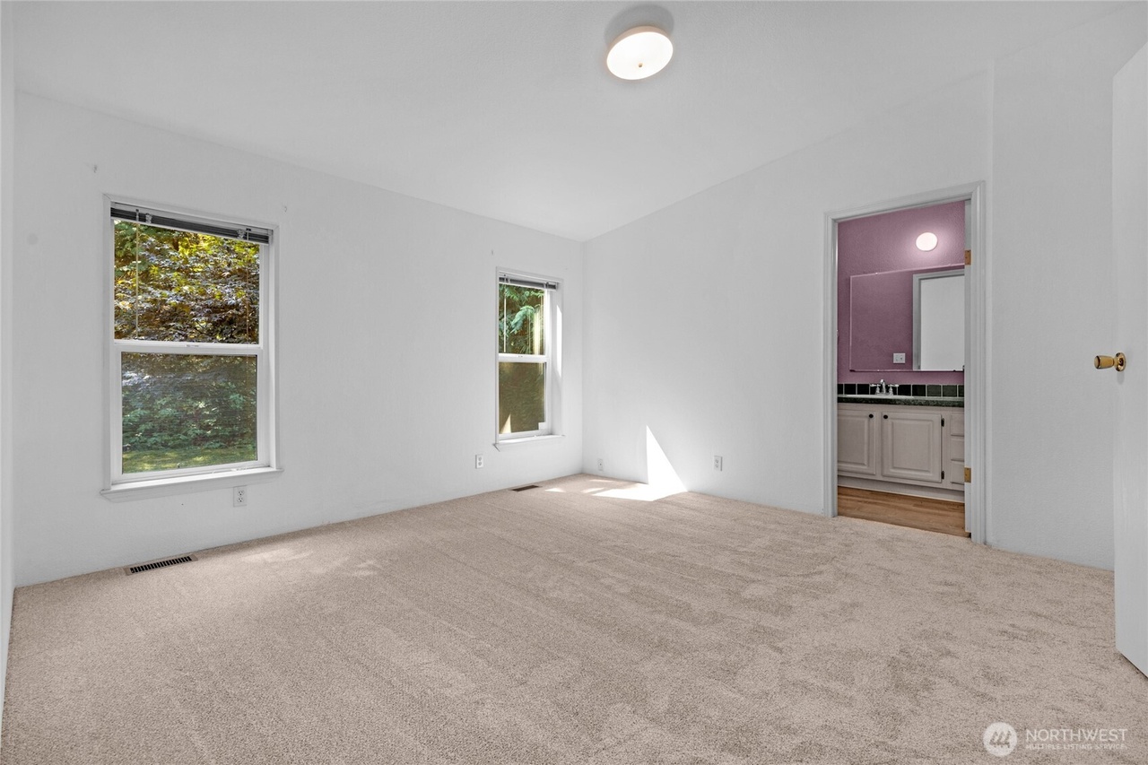 Bothell, Washington, 98021, United States, 3 Bedrooms Bedrooms, ,2 BathroomsBathrooms,Residential,Forsale,1946241