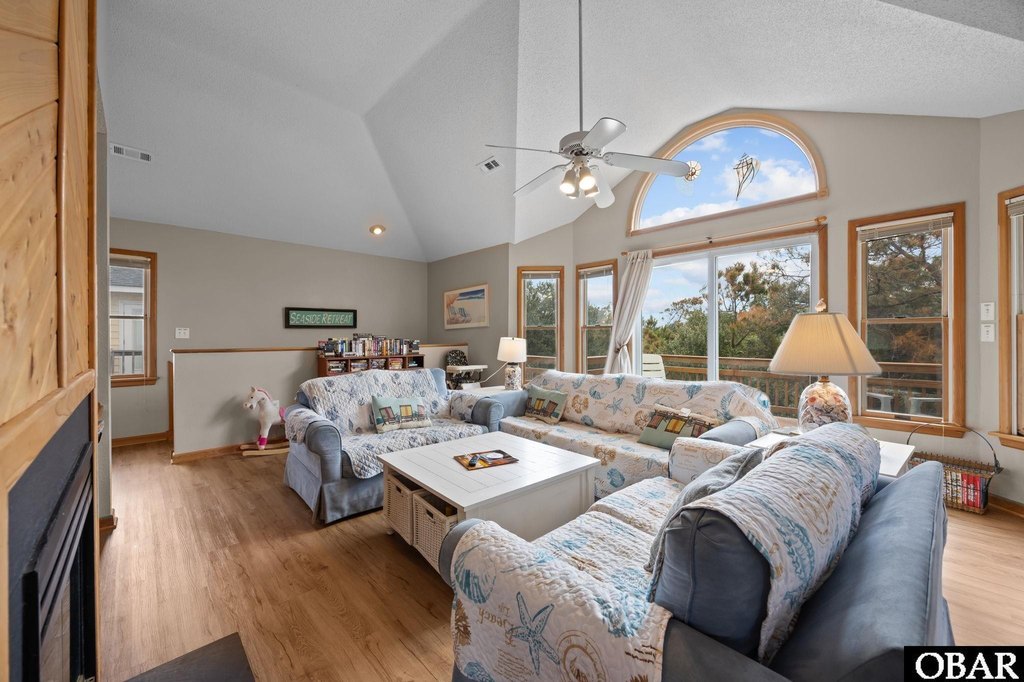 Corolla, North Carolina, 27927, United States, 4 Bedrooms Bedrooms, ,3.5 BathroomsBathrooms,Residential,Forsale,1964349