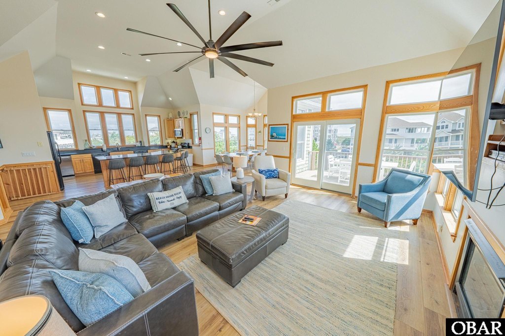 Waves, North Carolina, 27982, United States, 8 Bedrooms Bedrooms, ,7.5 BathroomsBathrooms,Residential,Forsale,2008058